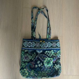 Vera Bradley tote bag